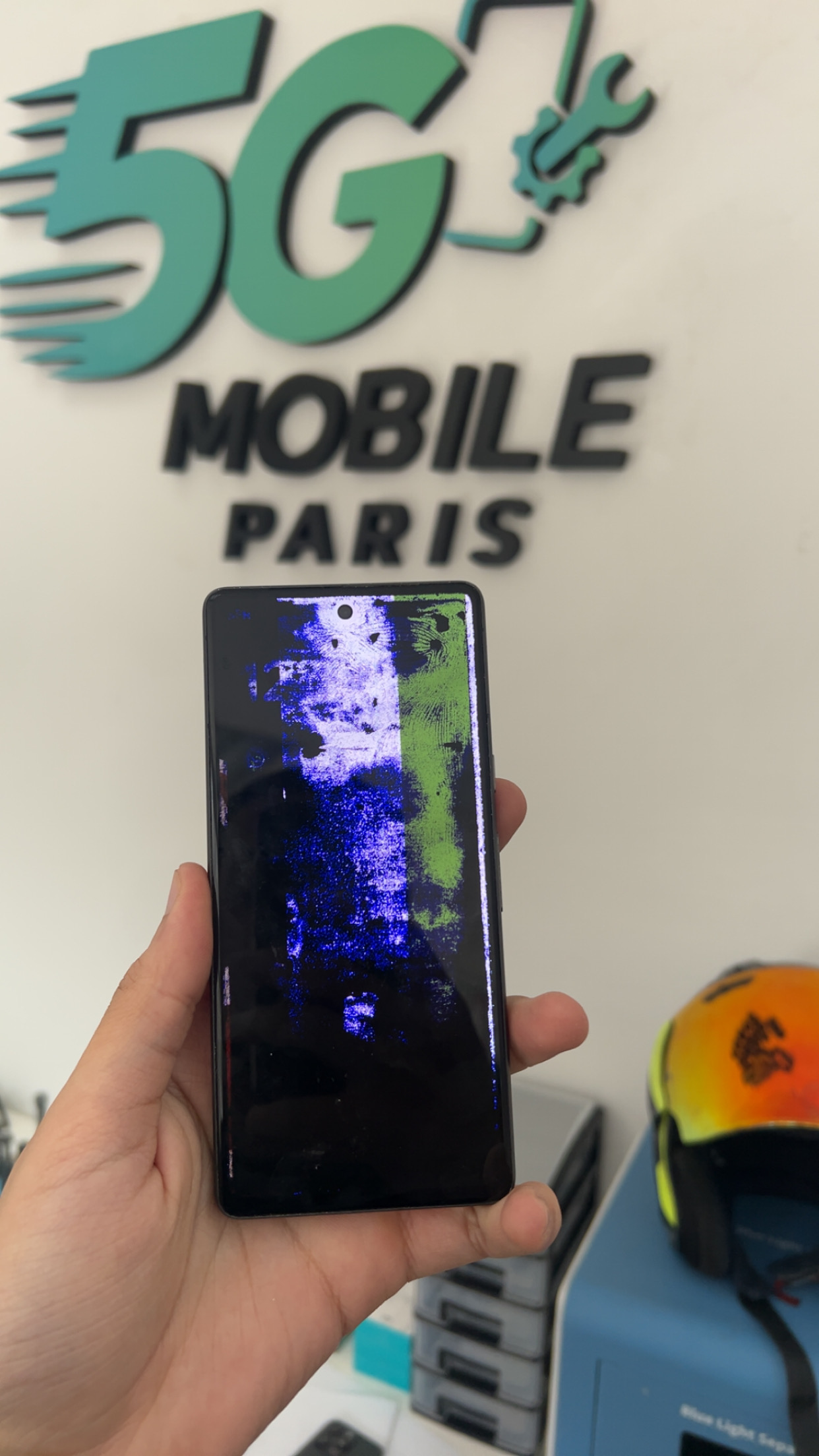 Espace boutique téléphone Paris 13